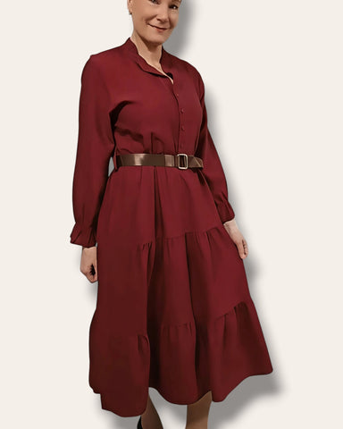 Paitamekko vyöllä burgundi