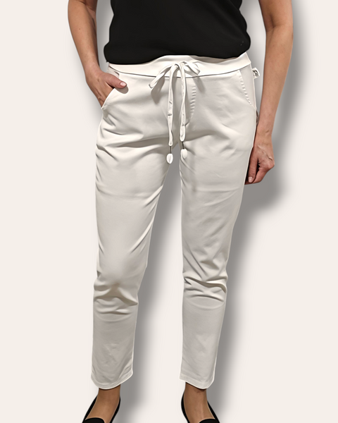 Joggerit plus valkoinen