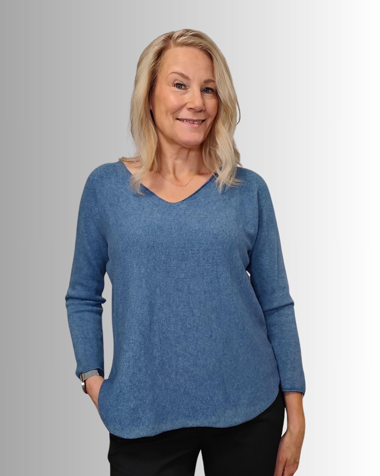 Basic neule jeans v-pääntie