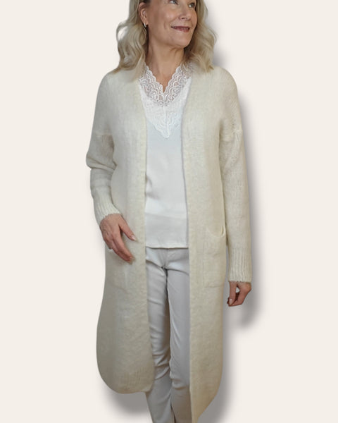 Pitkä alpakkatakki l.valkoinen