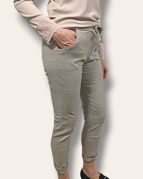 Joustavat joggerihousut taupe