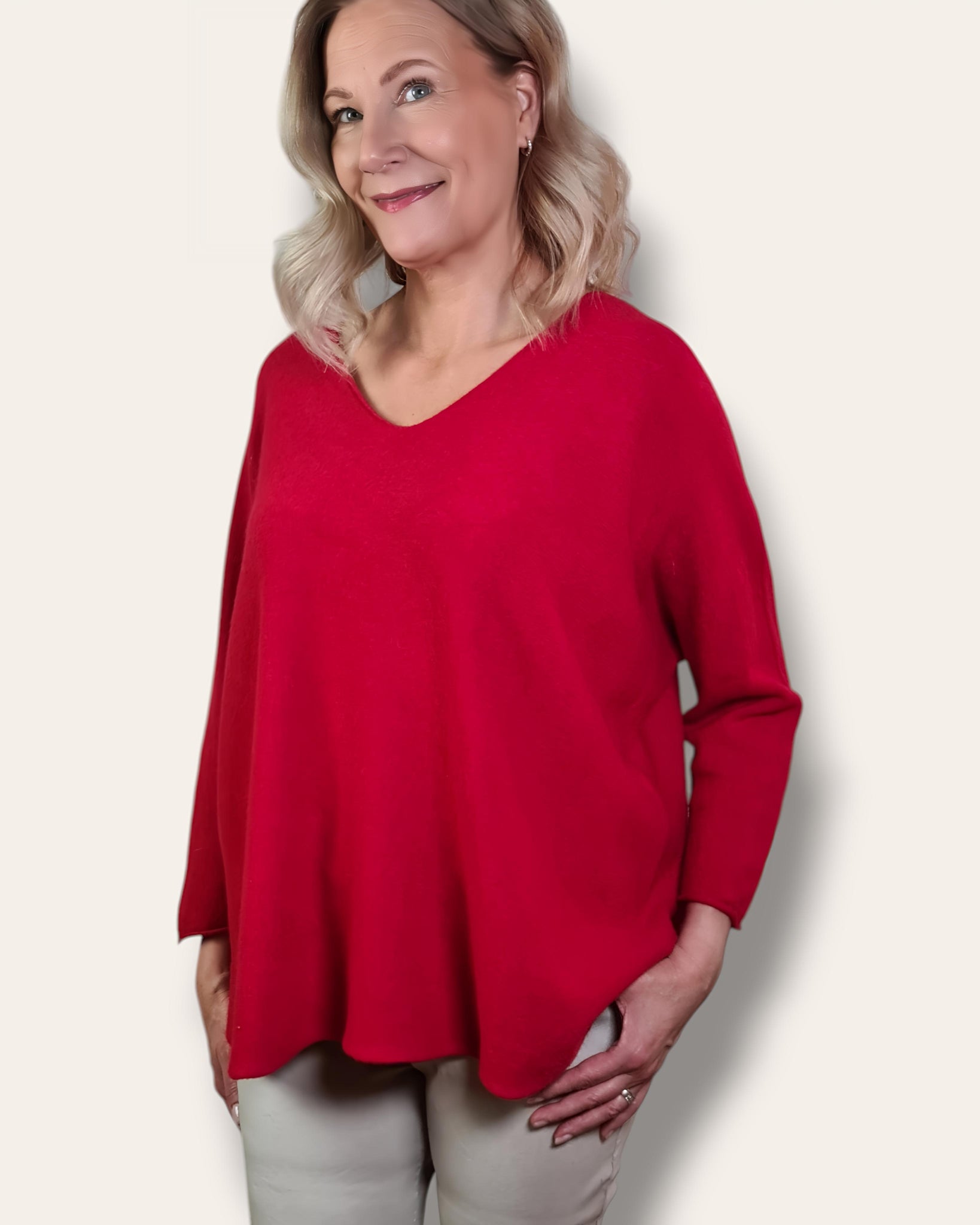 Basic neule plus punainen