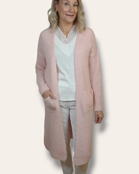 Pitkä alpakkatakki roosa